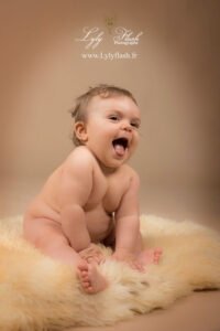 le bébé a aussi le droit a de super cadeaux souvenir et c'est possible grâce à Lyly flash photographe du var à Hyères