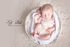 photo portrait bébé studio En toute simplicité La Croix Valmer