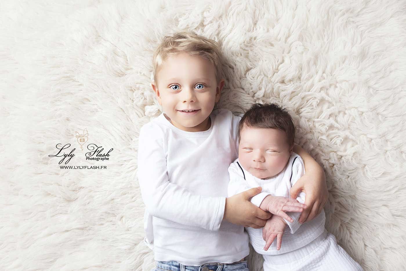 Photographe enfant Camps-la-Source portrait famille vivant
