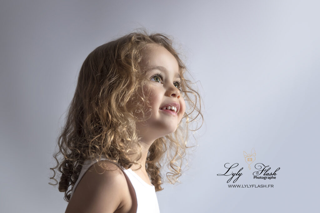 portrait enfant studio photographe pro Sainte-Maxime