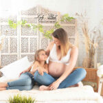 photo de grossesse avec son enfant