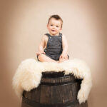 bébé en studio le portrait amusant par la photographe lyly flash Monaco