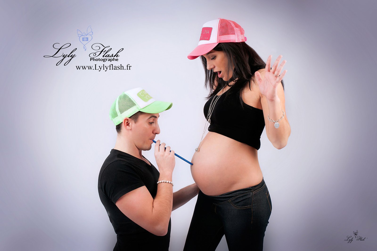 Idée photo grossesse humour originale couple future maman