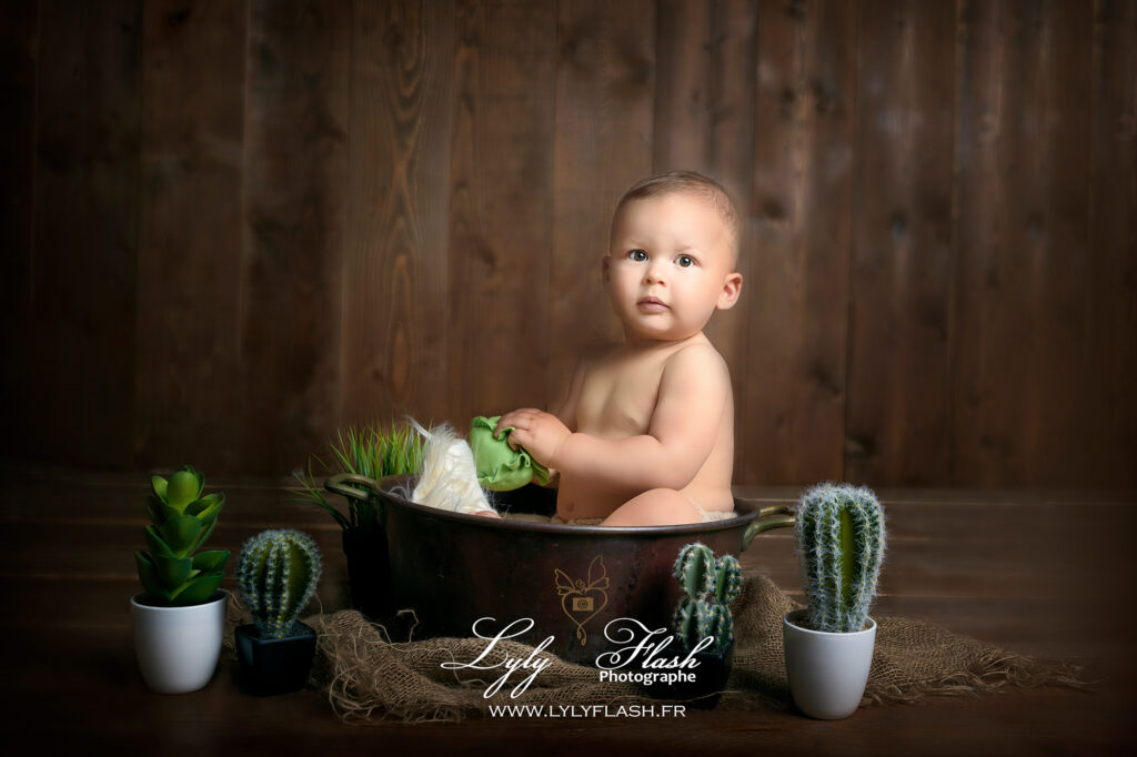photo de bébé en studio sur Sanary par Lyly flash photographe du var