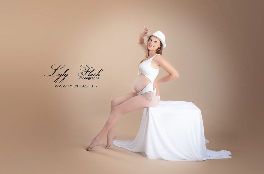 séance photo grossesse mode en shooting pro
