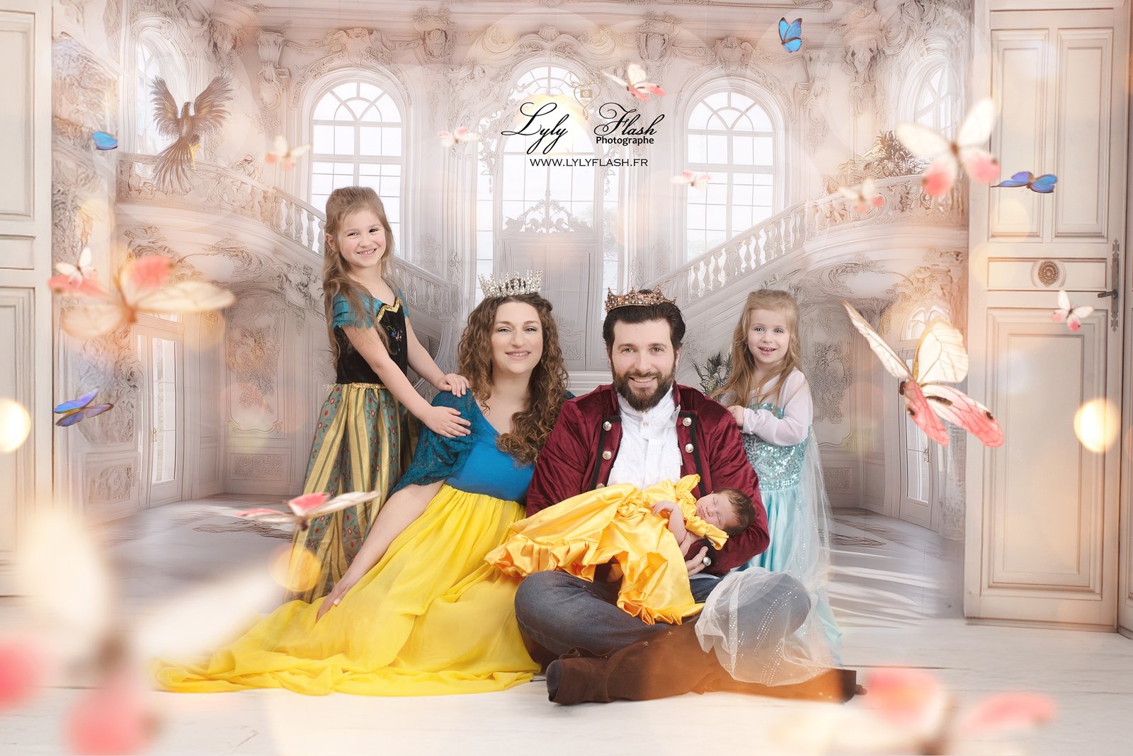 Shooting photo famille original en extérieur avec parents et enfants