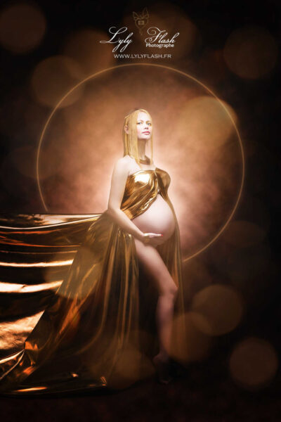 photo-grossesse-originale-photographe-studio-var photo de grossesse version mode et Art